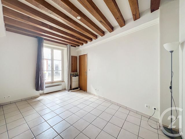 Appartement F1 à louer - 1 pièce - 28.13 m2 - PROVINS - 77 - ILE-DE-FRANCE - Century 21 Martinot Immobilier
