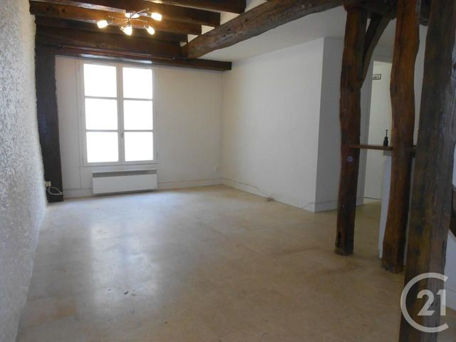 Appartement F2 à louer - 2 pièces - 31.62 m2 - PROVINS - 77 - ILE-DE-FRANCE - Century 21 Martinot Immobilier